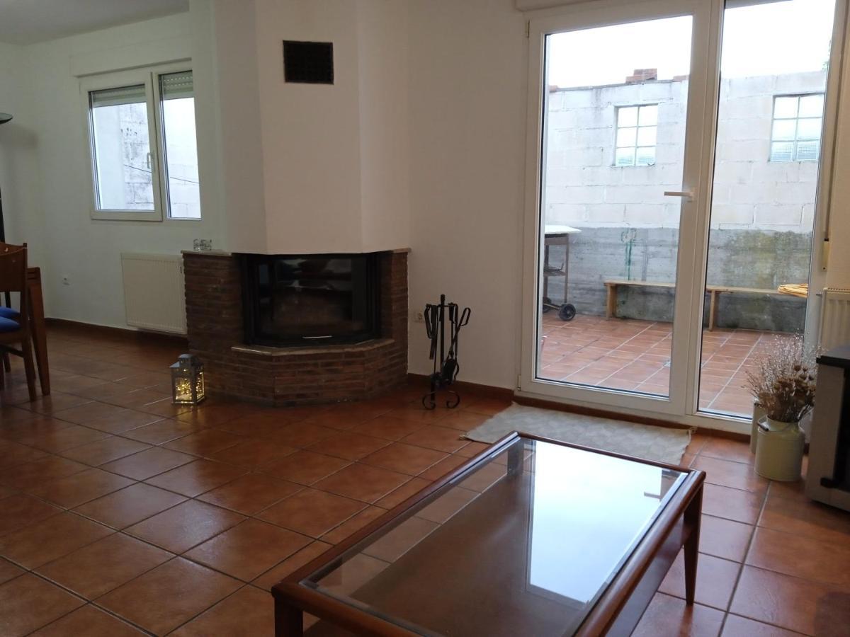Vivienda Adosada , Con Merendero En Carcedo Holiday home